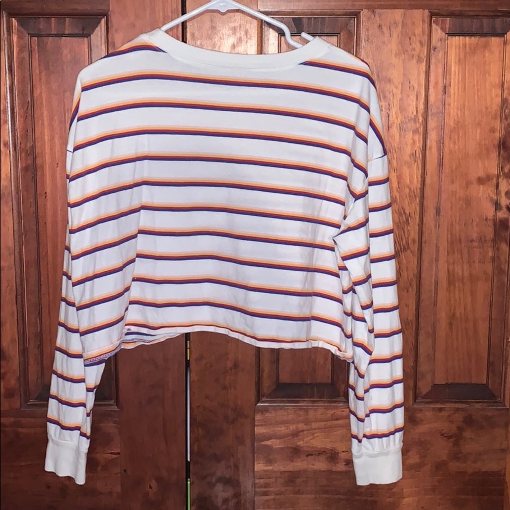 cropped Hollister long sleeved shirt - Picture 2 of 2